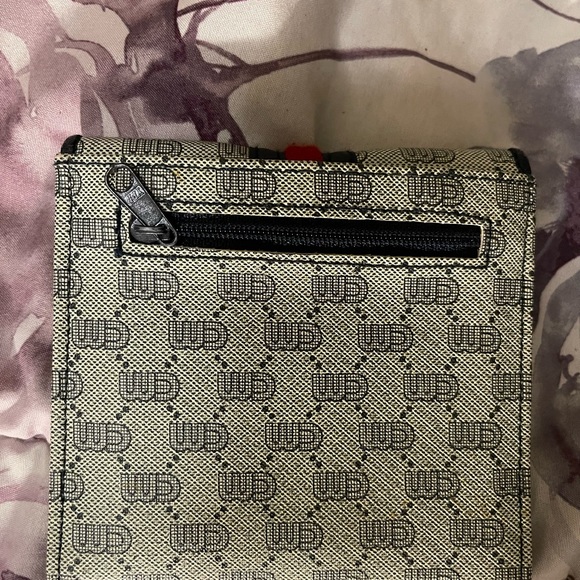 CM Wallet - Picture 2 of 4